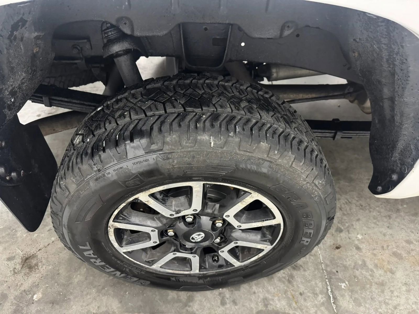 Used 2015 Toyota Tundra Limited w/ Limited Premium Package AWD/4WD image 17