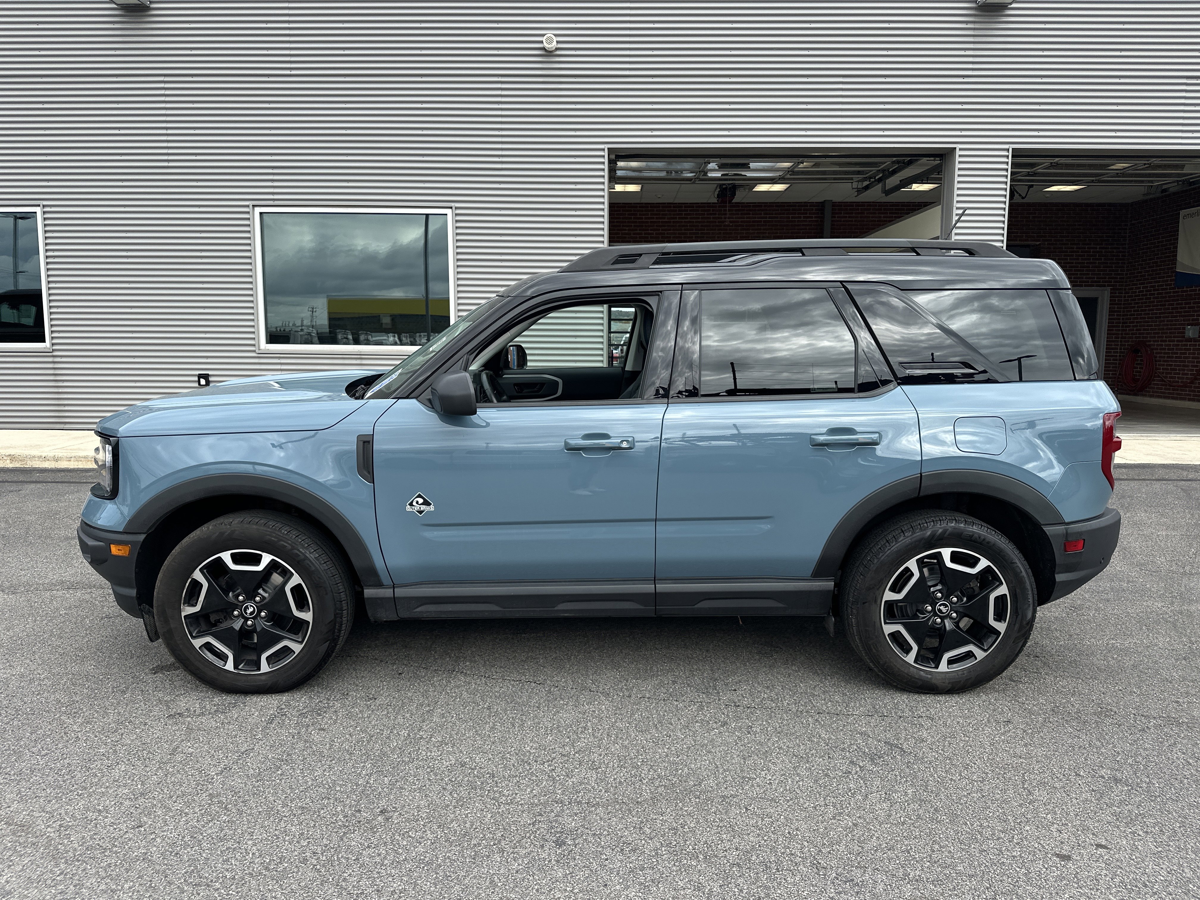 Used 2022 Ford Bronco Sport Outer Banks image 12