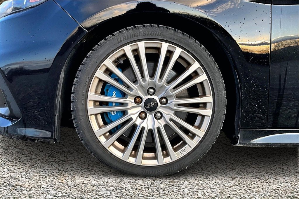 Used 2017 Ford Focus RS image 9