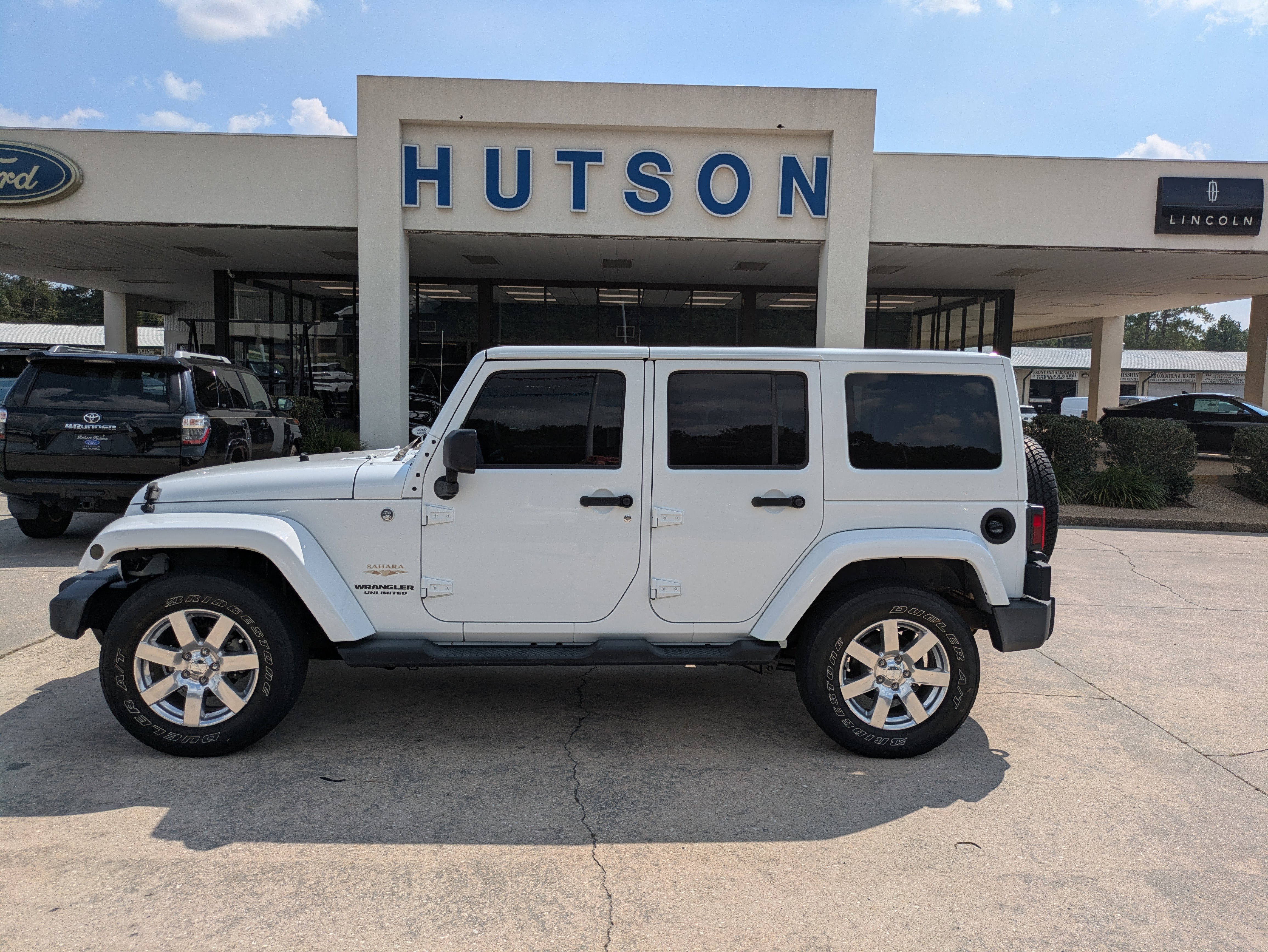 Used 2012 Jeep Wrangler Unlimited Sahara w/ Connectivity Group image 1