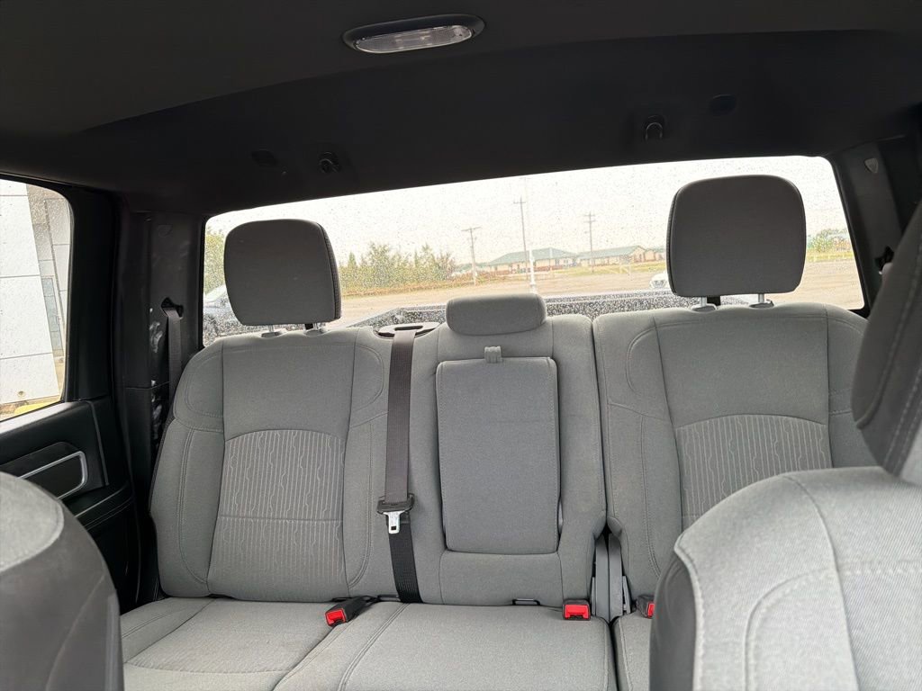 Used 2024 RAM 2500 Big Horn AWD/4WD image 33