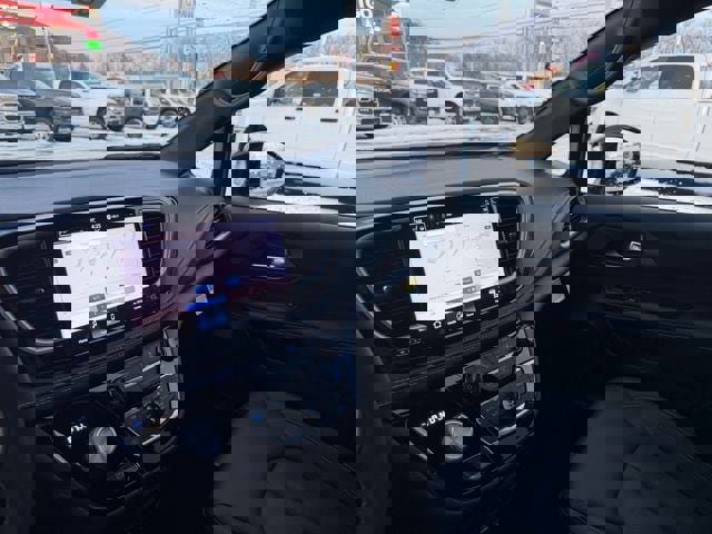 New 2026 Chrysler Pacifica Select image 48