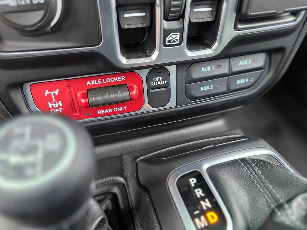 Used 2025 Jeep Wrangler Unlimited Sport S 4xe AWD/4WD image 32