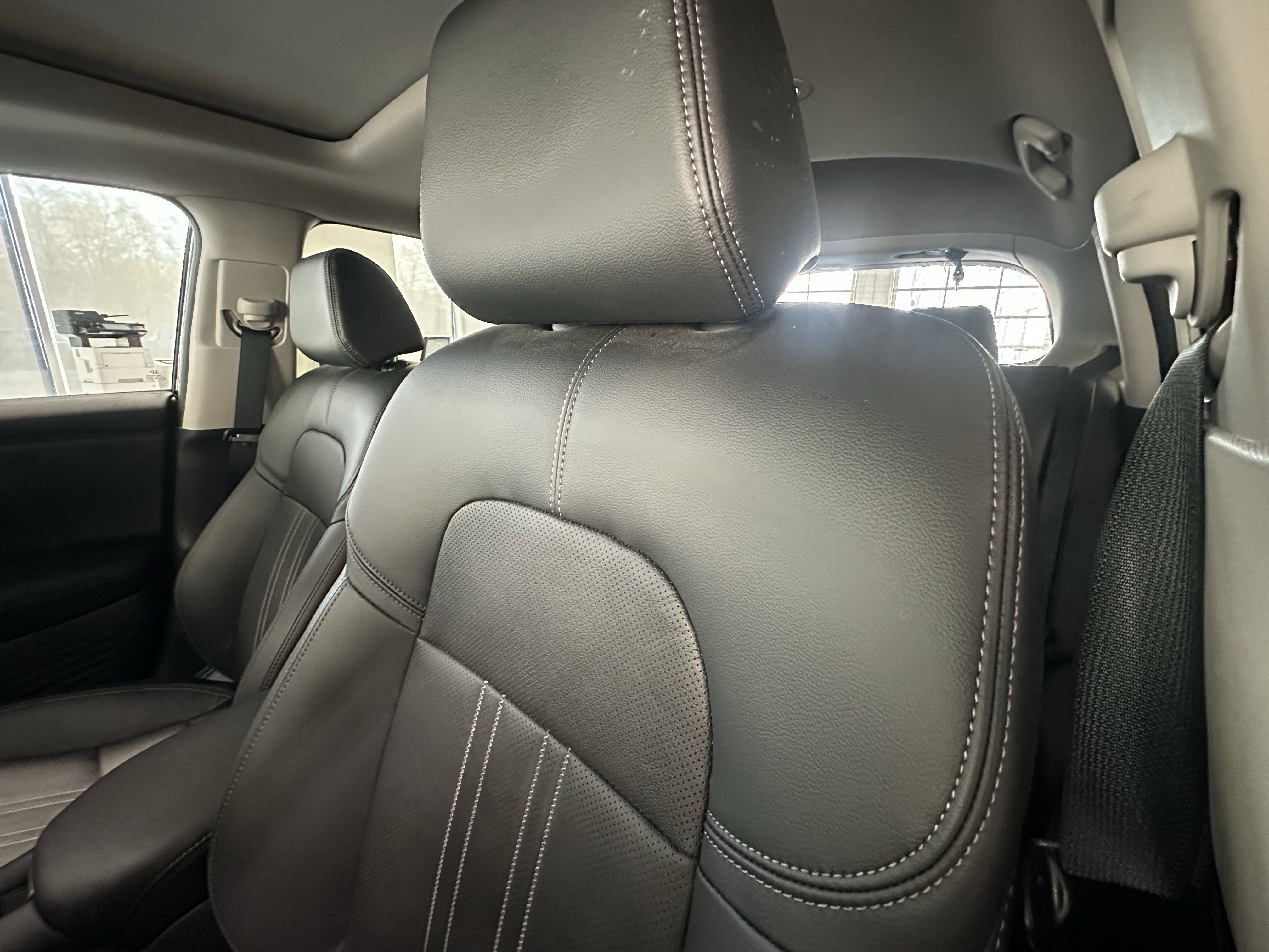 Used 2024 Honda HR-V EX-L image 10