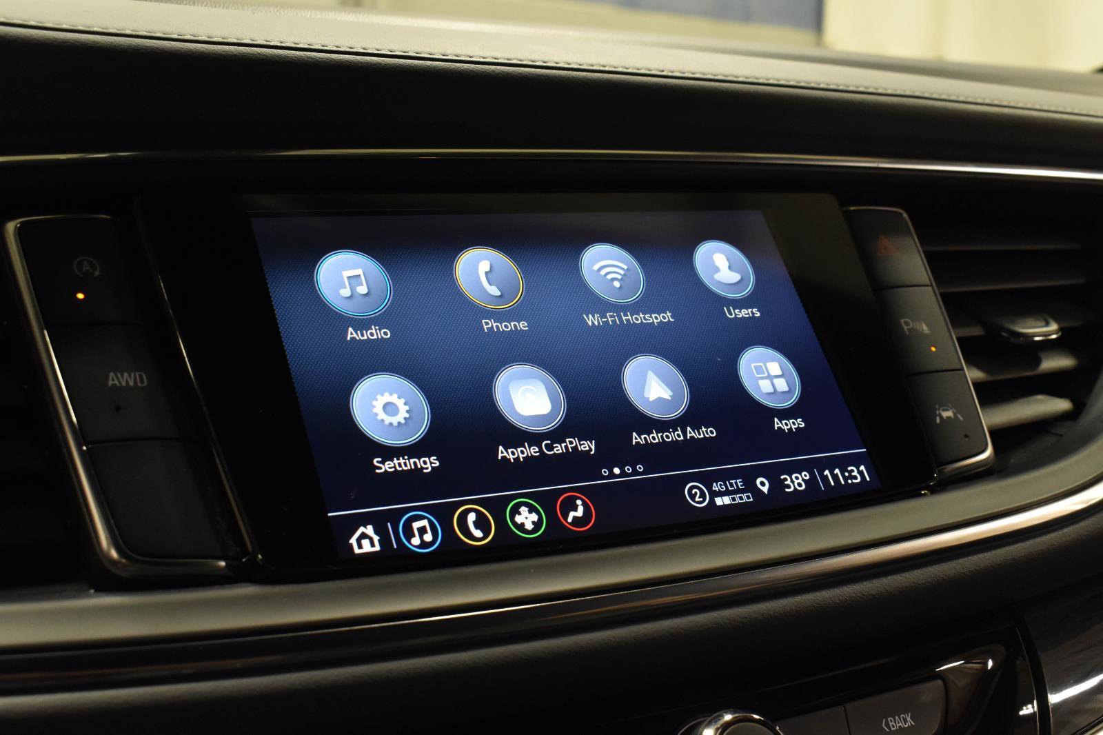 Used 2023 Buick Enclave Essence image 26