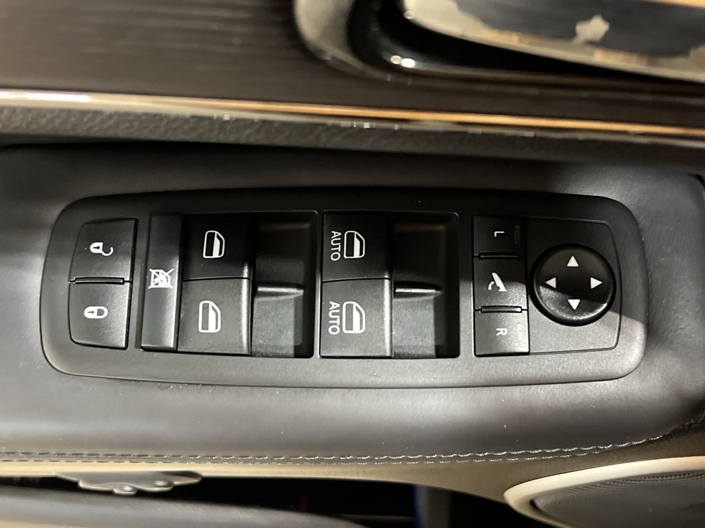 Used 2021 Jeep Grand Cherokee High Altitude image 10