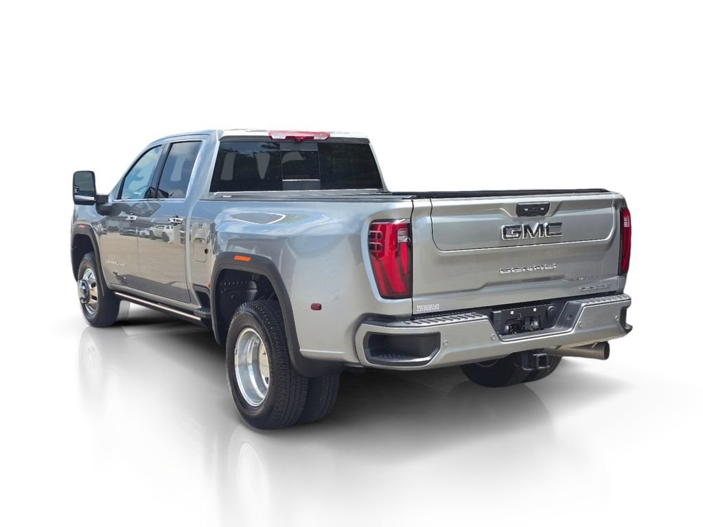 Used 2025 GMC Sierra 3500 Denali Ultimate AWD/4WD image 9