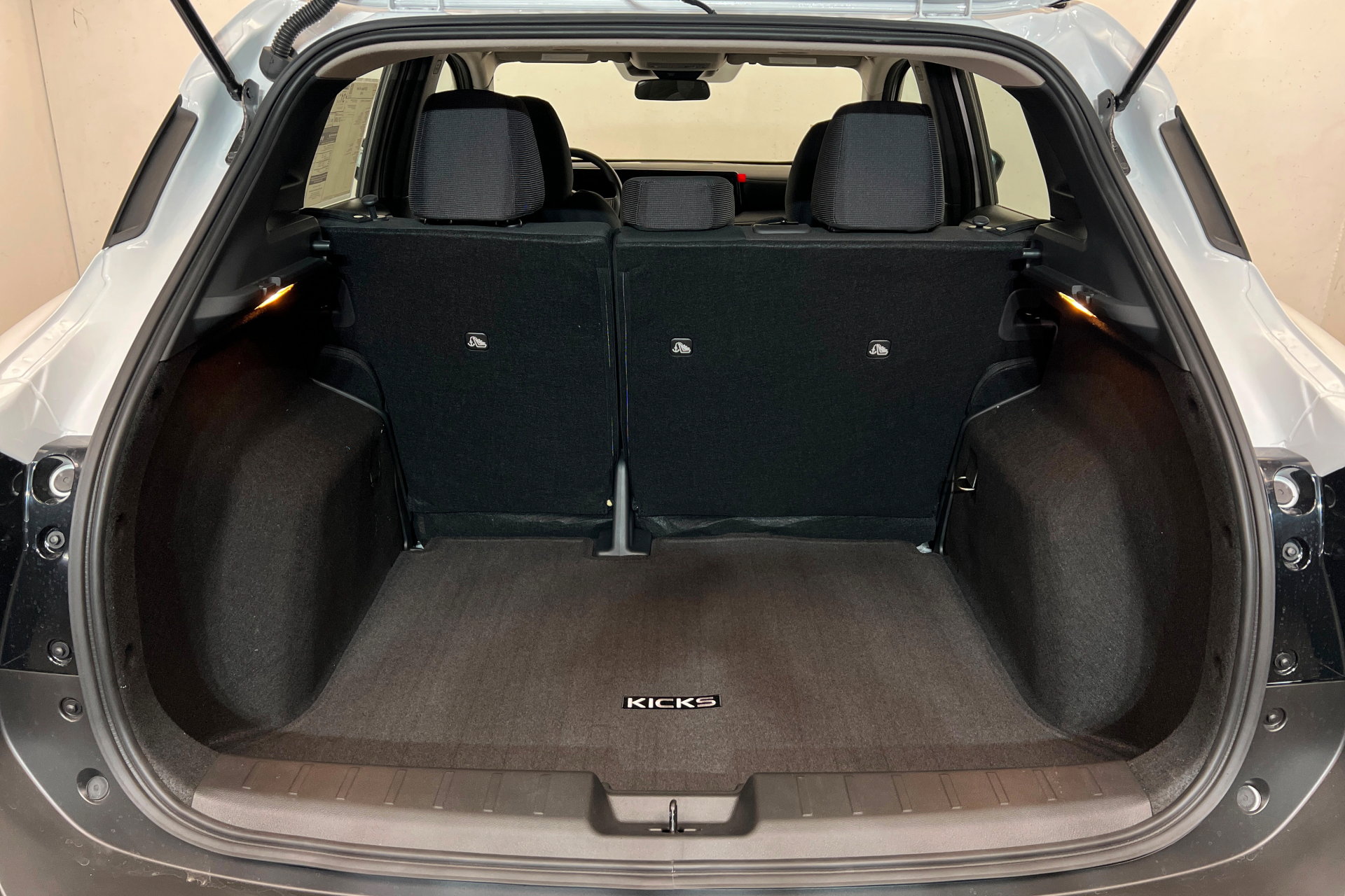 New 2026 Nissan Kicks S FWD image 22