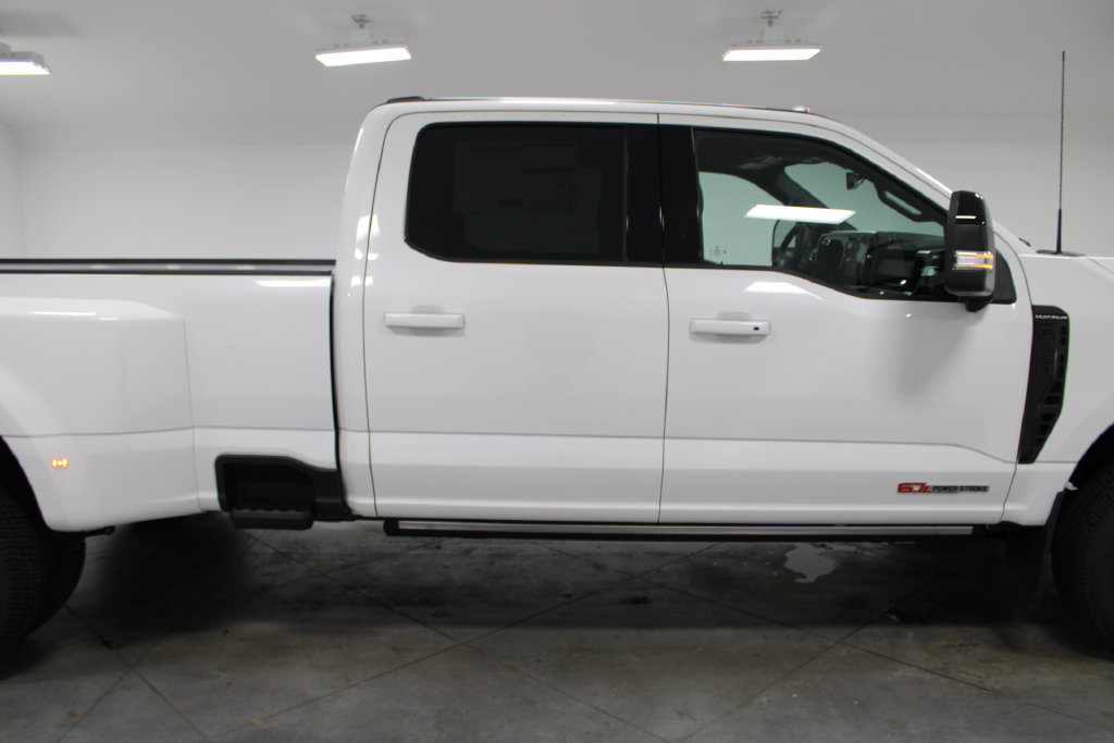 New 2026 Ford F350 Platinum AWD/4WD image 10