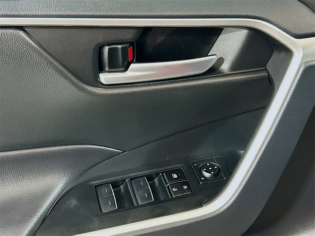 Used 2024 Toyota RAV4 XLE image 15
