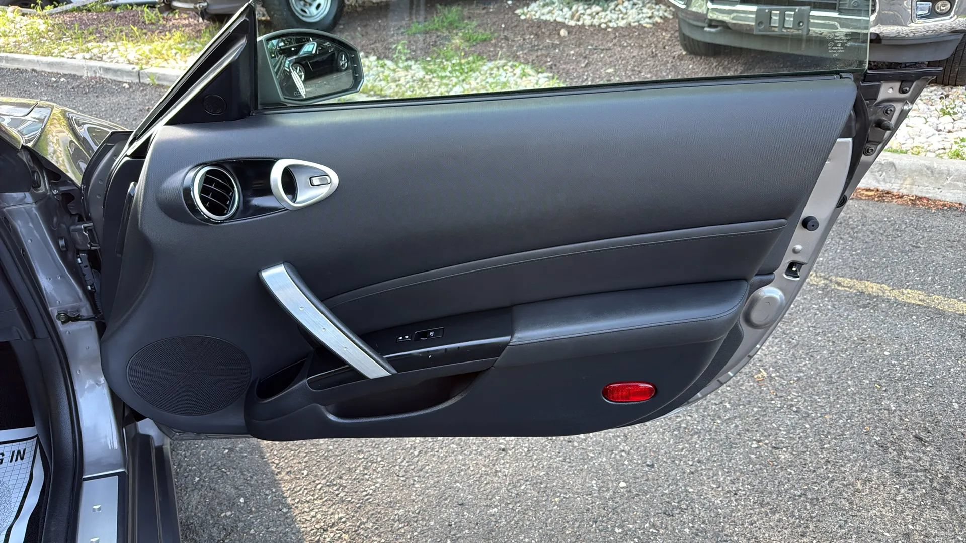 Used 2007 Nissan 350Z Touring RWD image 15