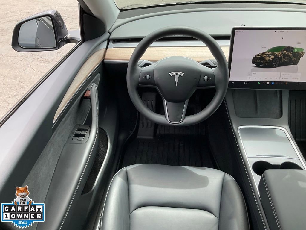 Used 2024 Tesla Model Y Long Range RWD image 37