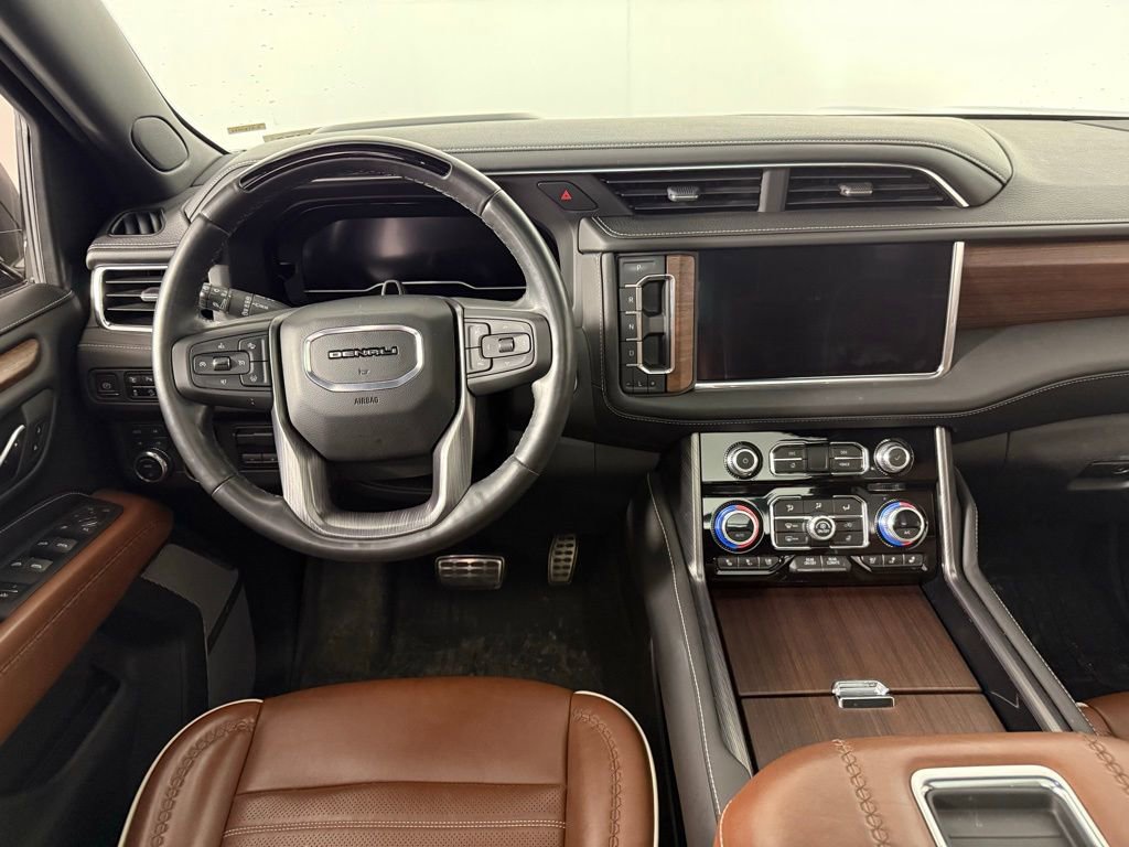 Certified 2023 GMC Yukon Denali Ultimate w/ LPO, Floor Liner Package image 4