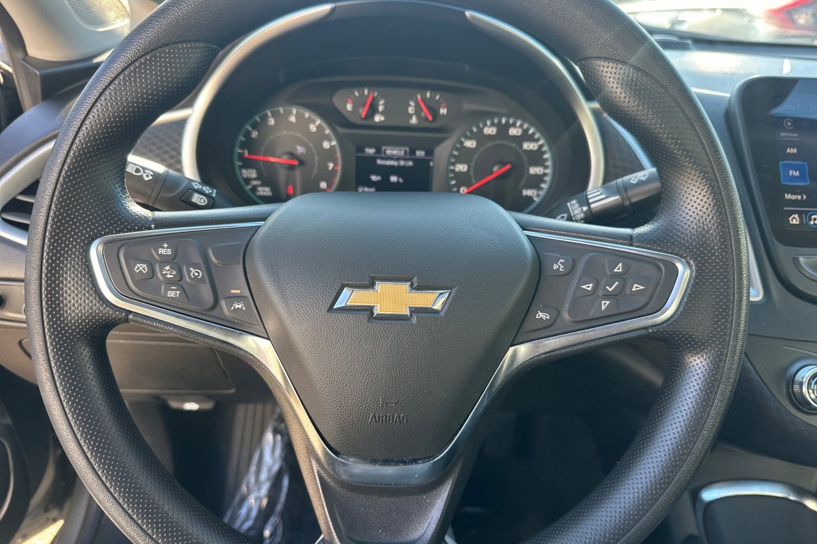 Used 2024 Chevrolet Malibu LT image 25