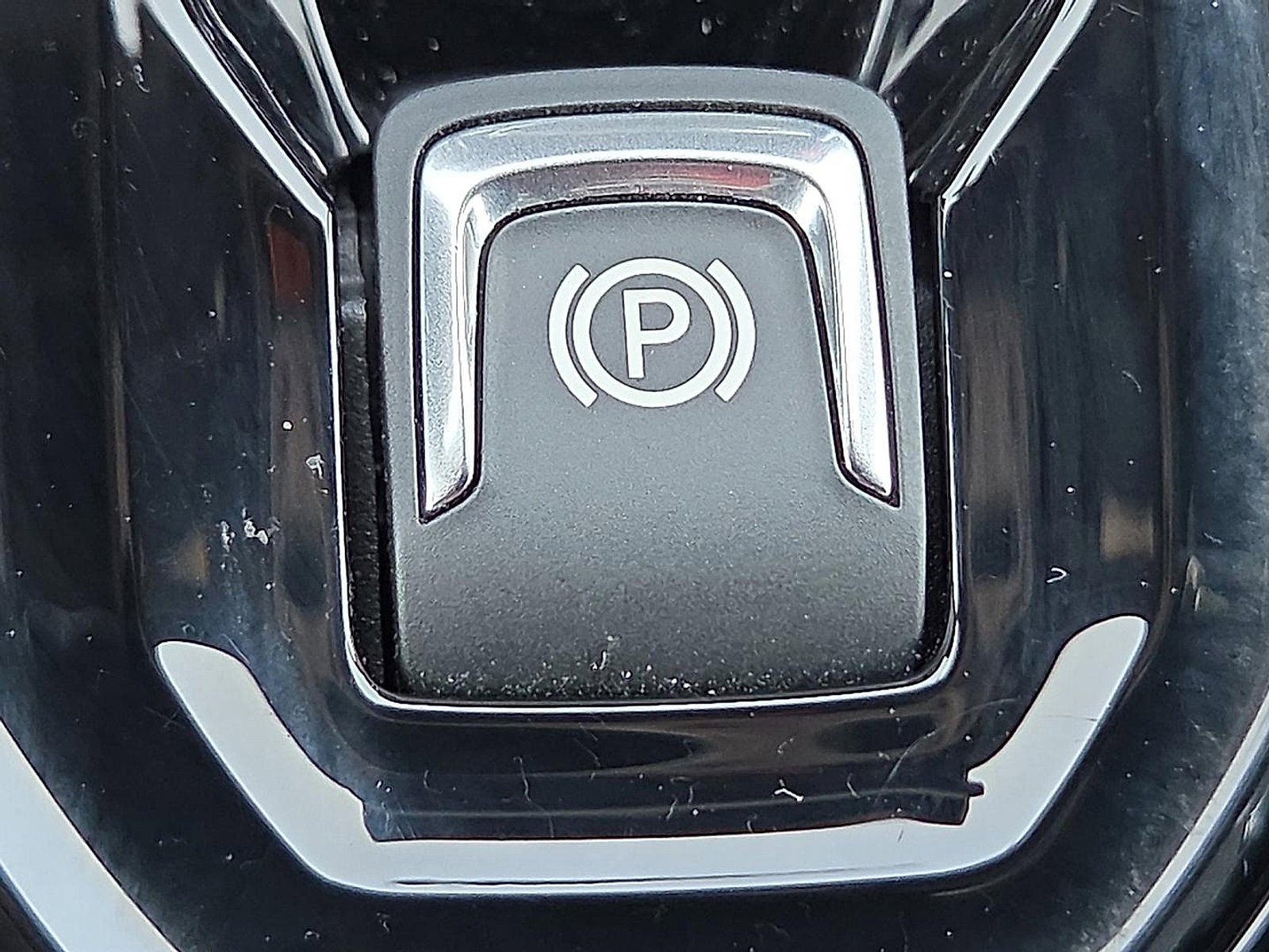 Certified 2025 Chevrolet Colorado ZR2 w/ Technology Package image 17