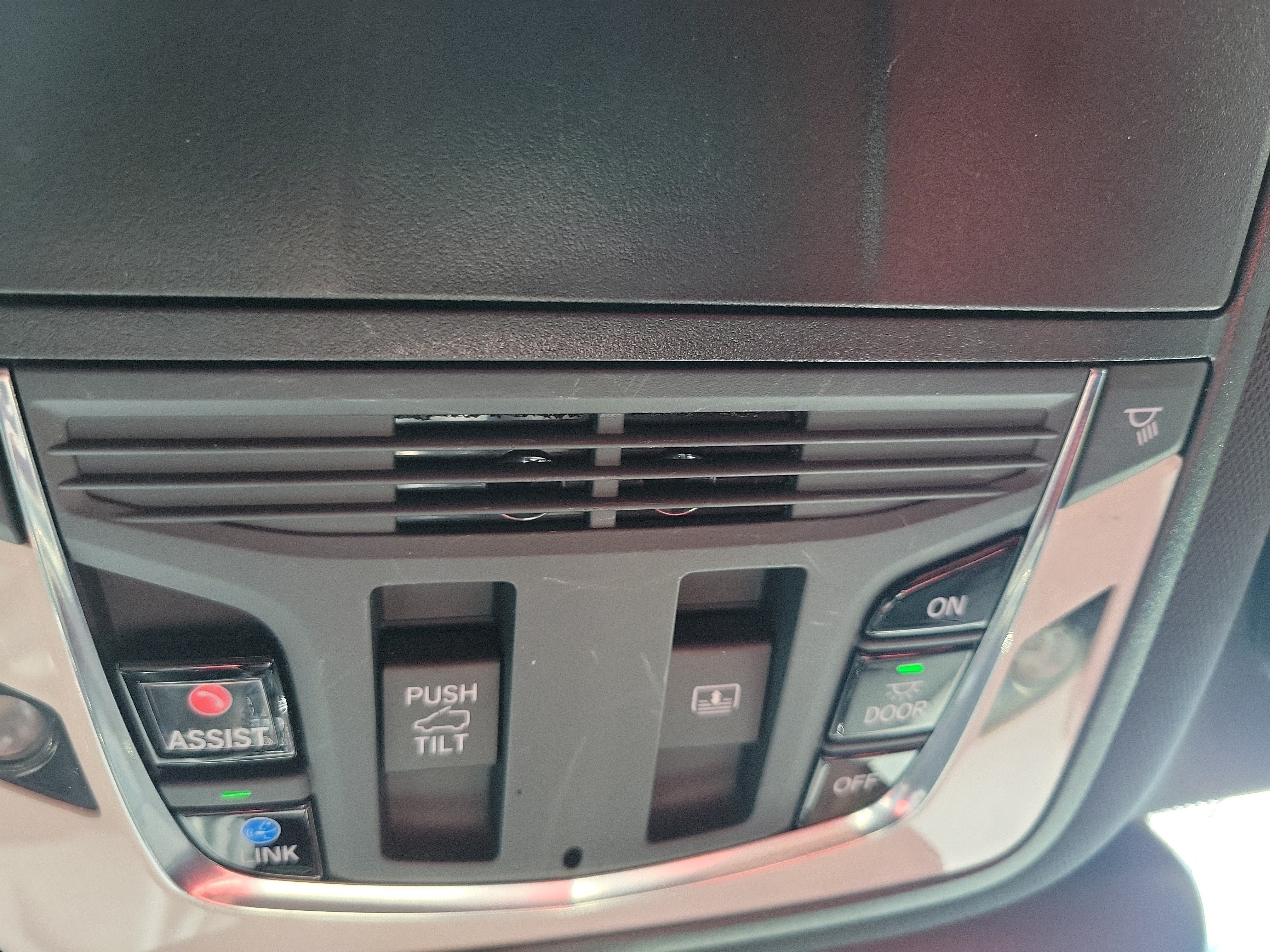 Used 2020 Acura RDX w/ Advance Package FWD image 29