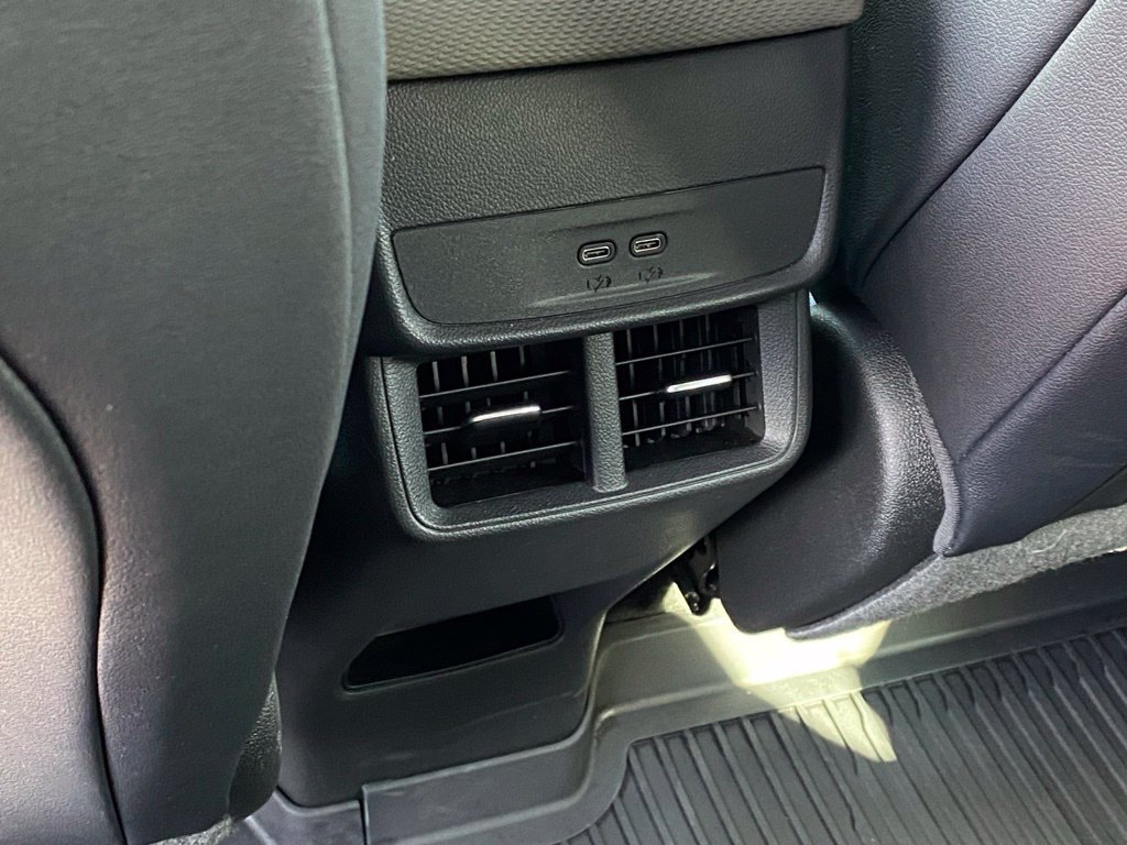 Used 2026 Chevrolet Equinox LT w/ Convenience Package II AWD/4WD image 29