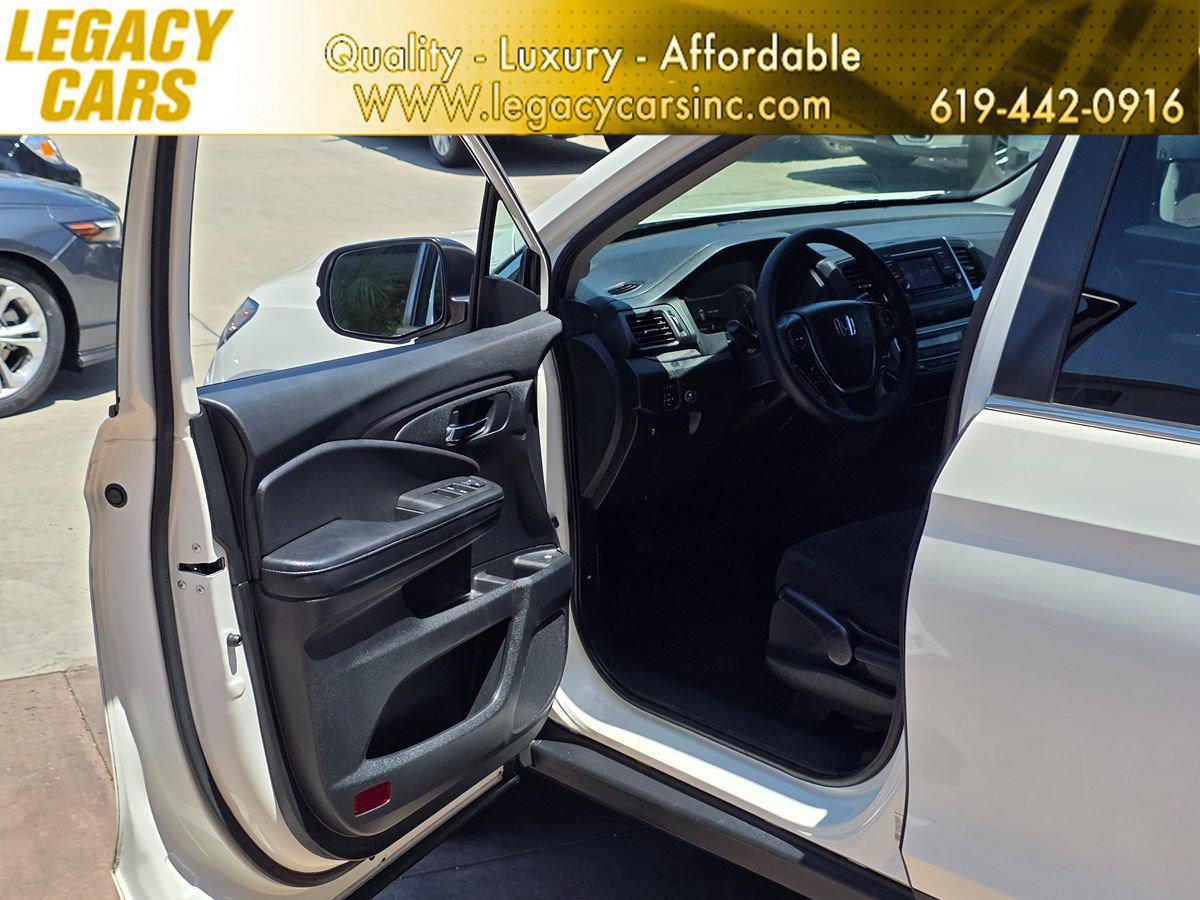 Used 2018 Honda Pilot LX image 48