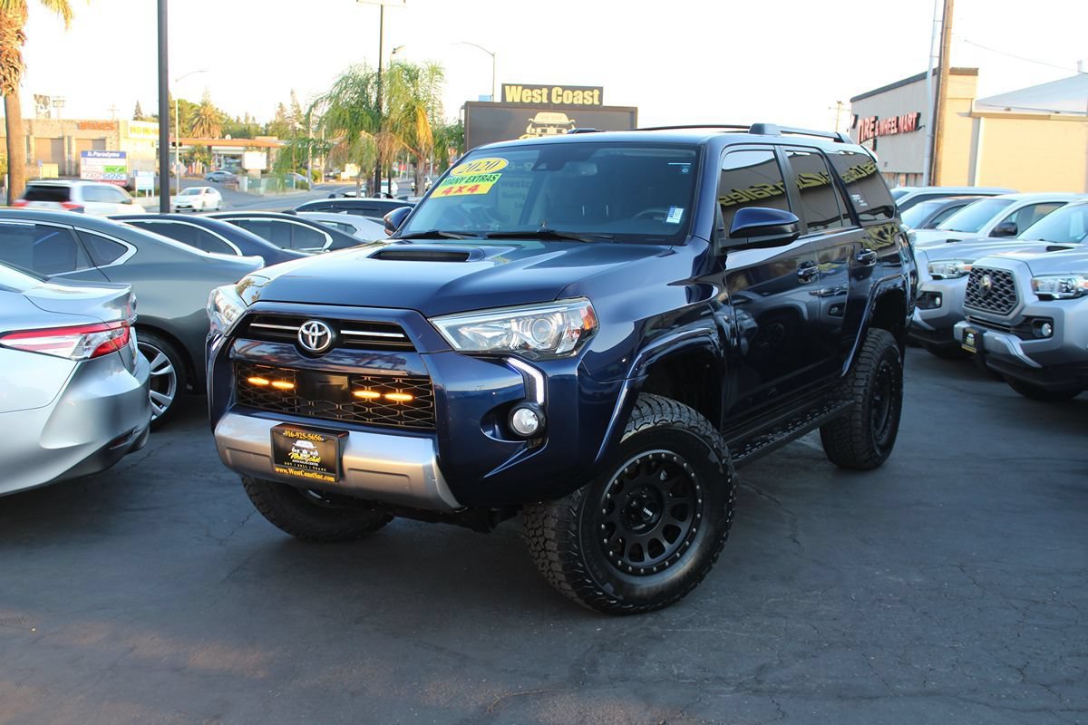 Used 2020 Toyota 4Runner TRD Off-Road w/ Wilderness Package AWD/4WD image 2