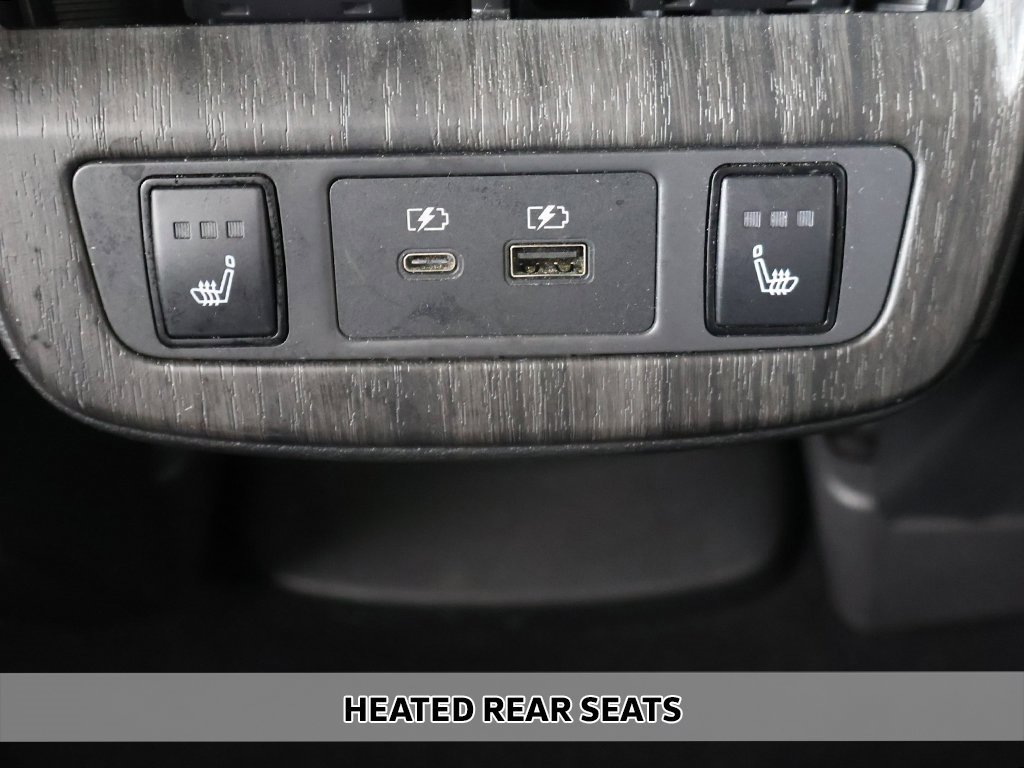 Used 2023 Nissan Ariya ENGAGE image 8