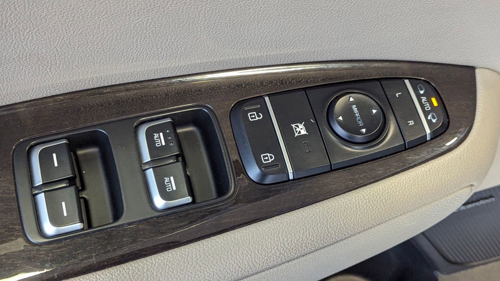 Used 2018 Kia Optima EX w/ Technology Package image 23