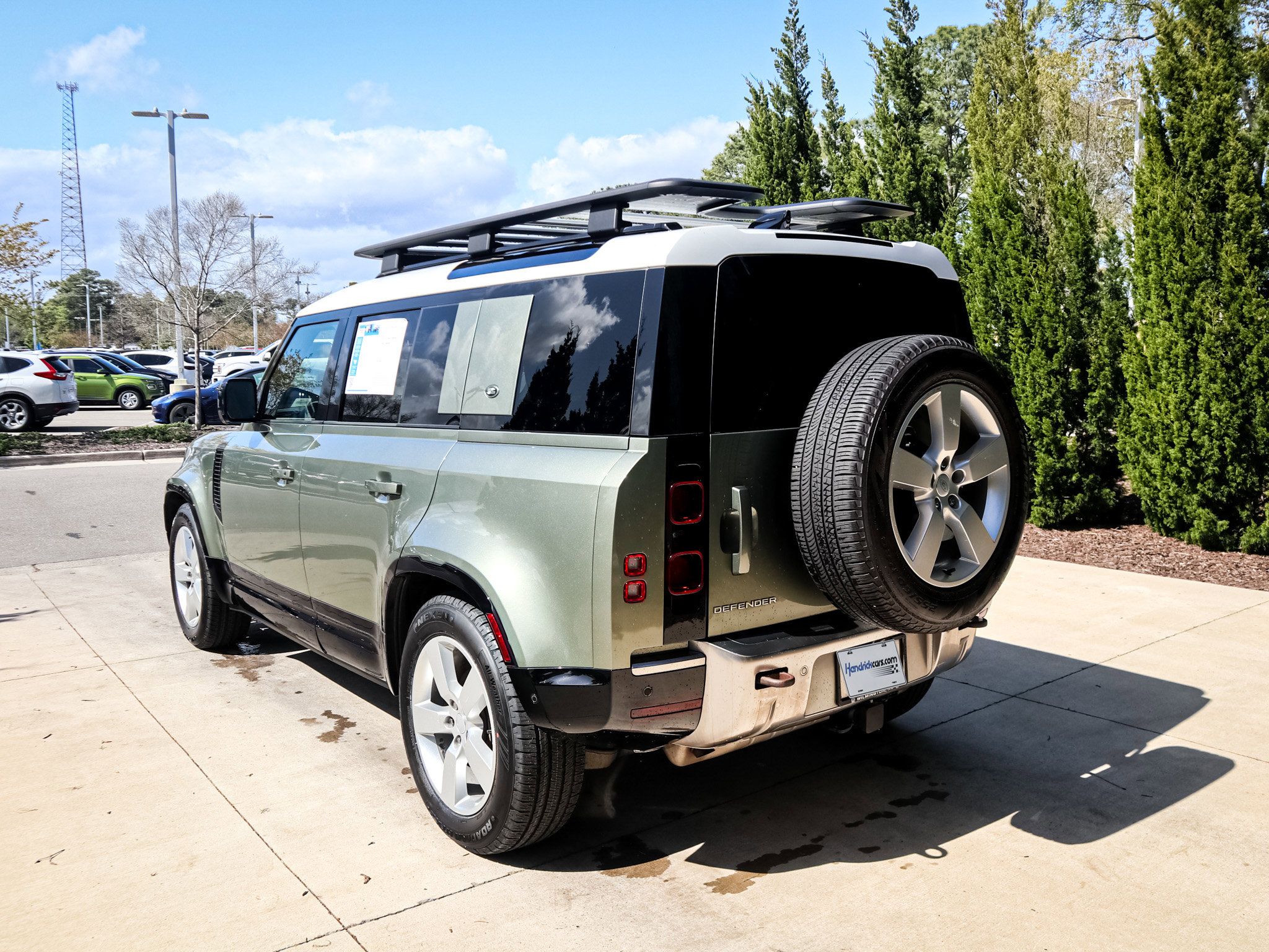 Used 2022 Land Rover Defender 110 S AWD/4WD image 8