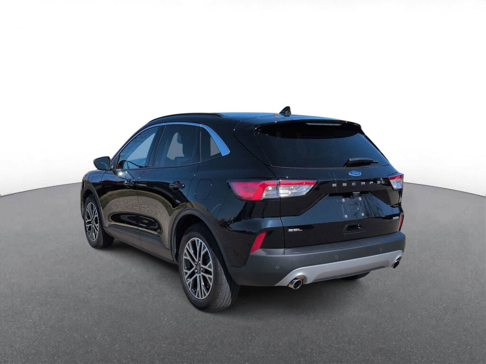 Used 2020 Ford Escape SEL image 6