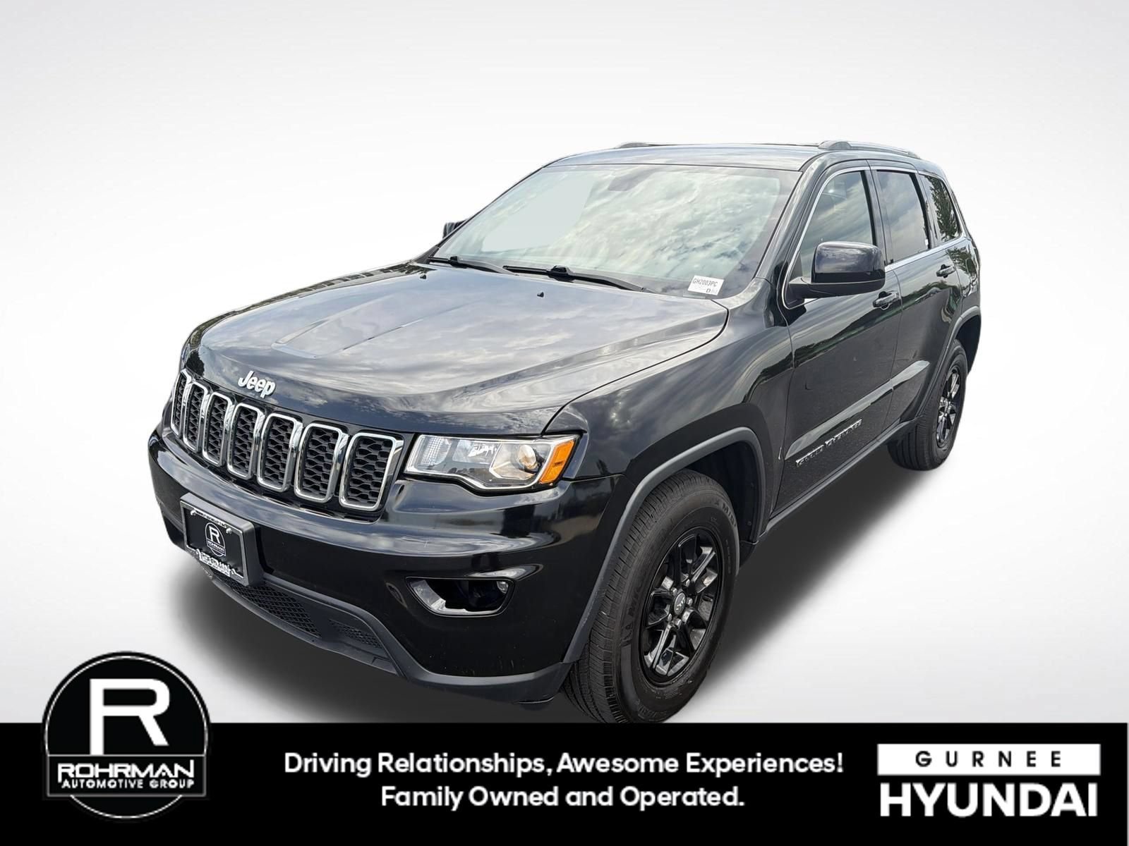 Used 2019 Jeep Grand Cherokee Laredo AWD/4WD image 1