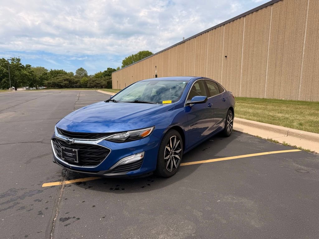 Used 2023 Chevrolet Malibu RS FWD image 4
