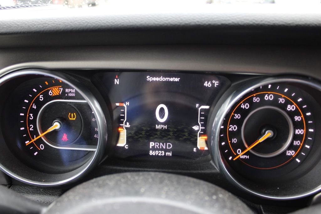 Used 2018 Jeep Wrangler Unlimited Sport S image 31