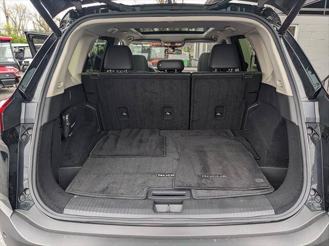 Used 2023 Nissan Rogue SV w/ SV Premium B Package AWD/4WD image 14
