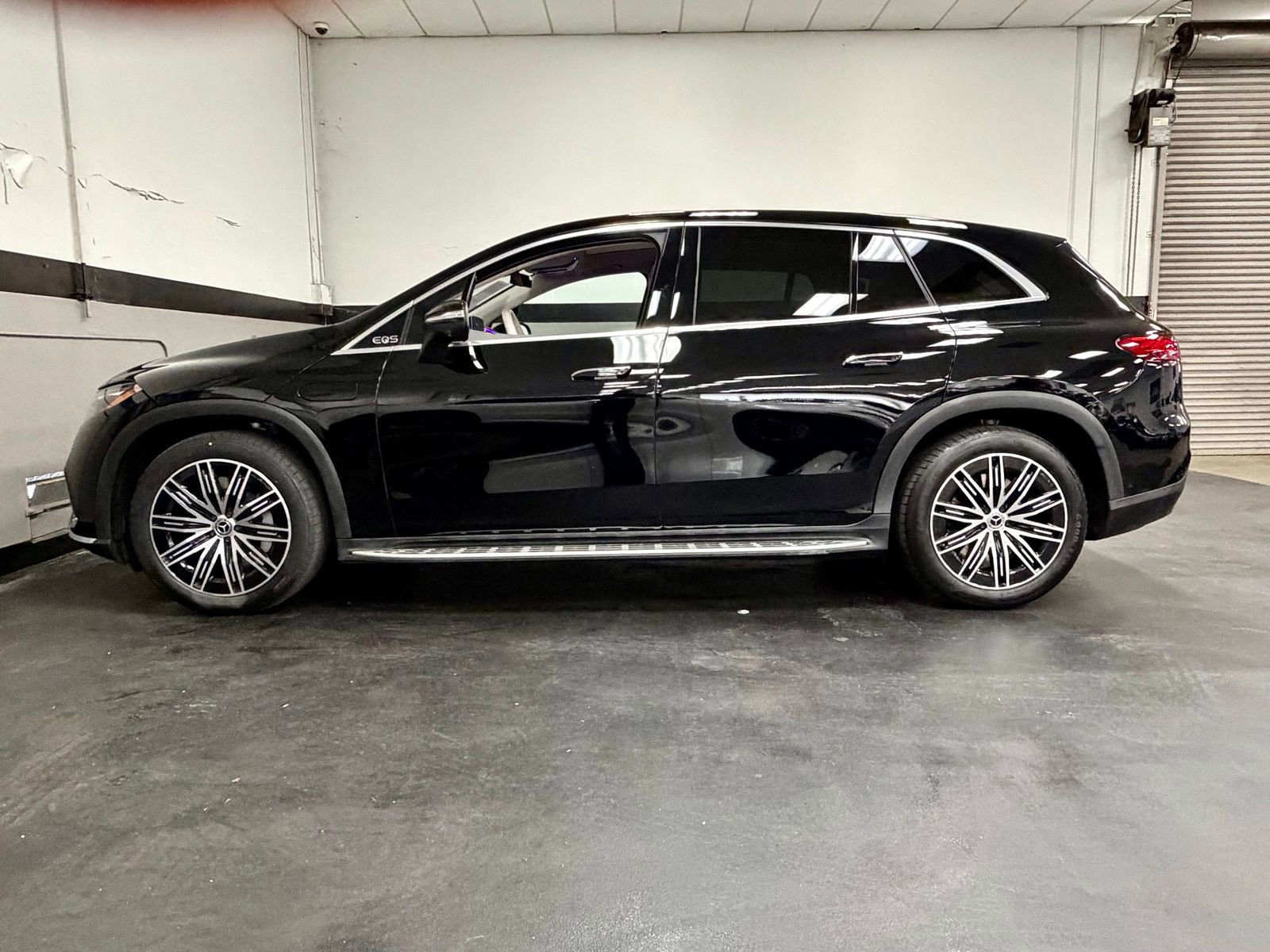 Certified 2023 Mercedes-Benz EQS 450+ SUV image 9