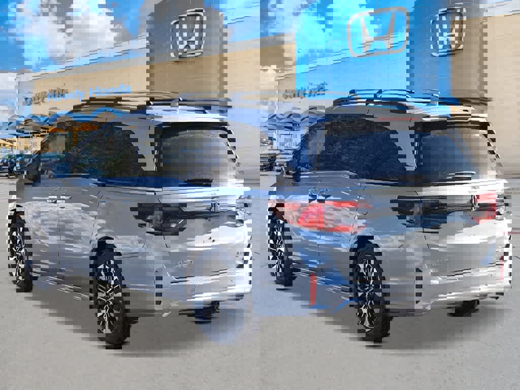 New 2026 Honda Odyssey Elite image 3