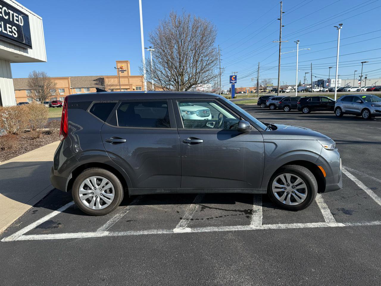 Used 2021 Kia Soul LX image 6