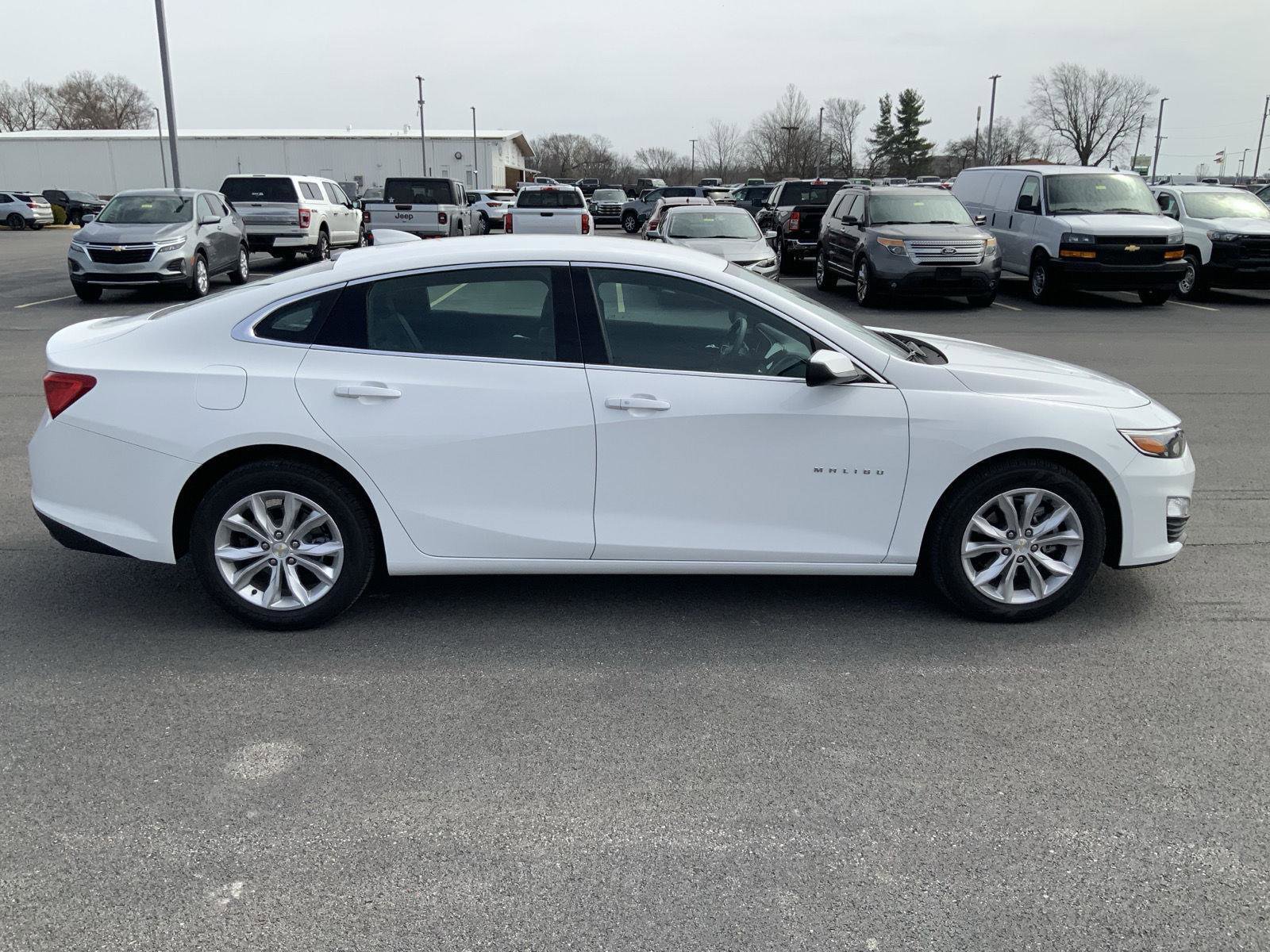 Used 2024 Chevrolet Malibu LT image 10