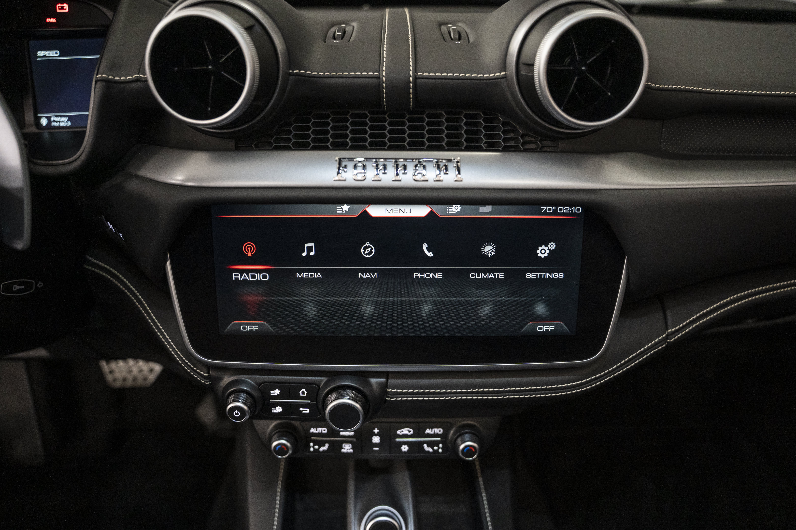Used 2020 Ferrari Portofino RWD image 48