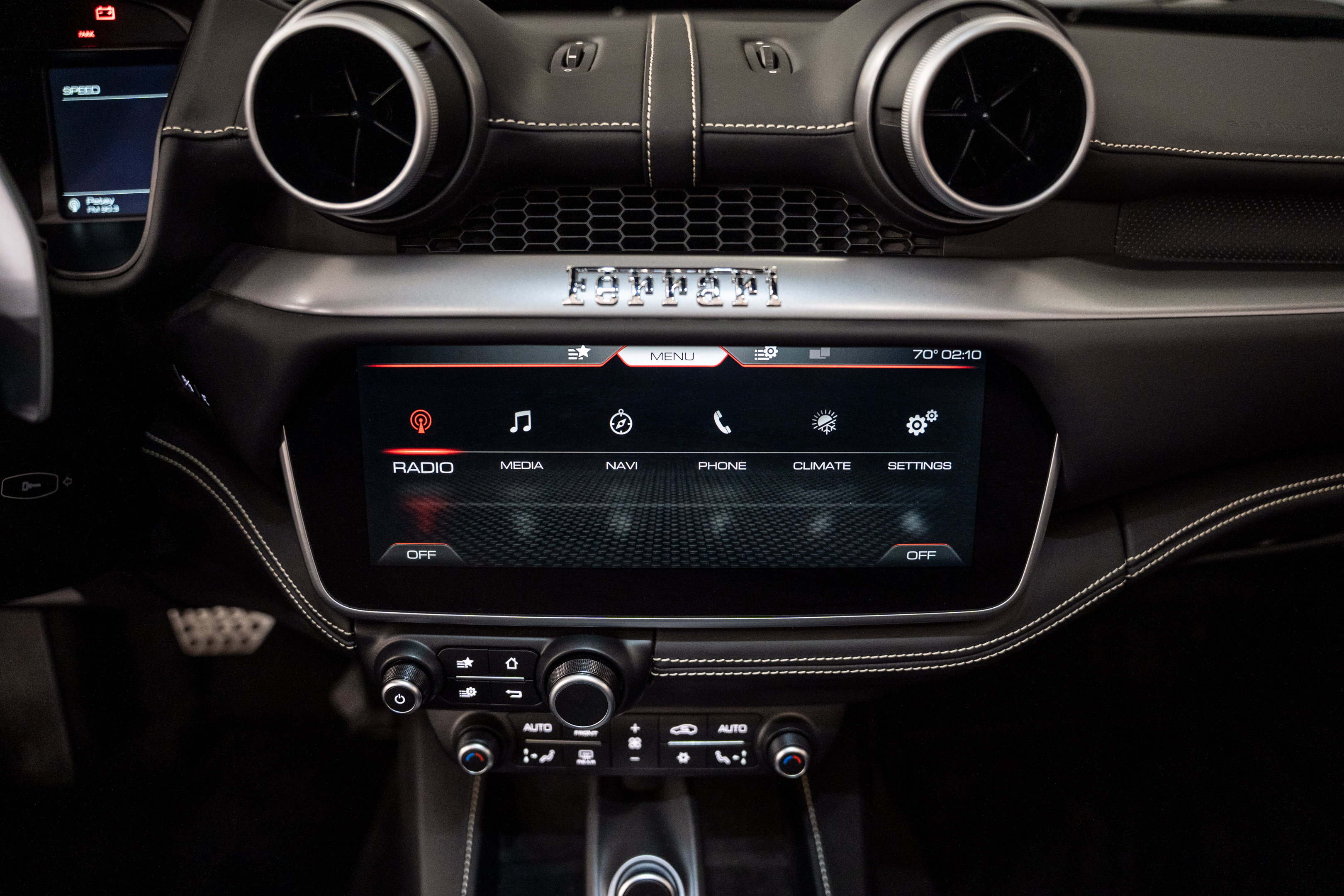 Used 2020 Ferrari Portofino RWD image 48
