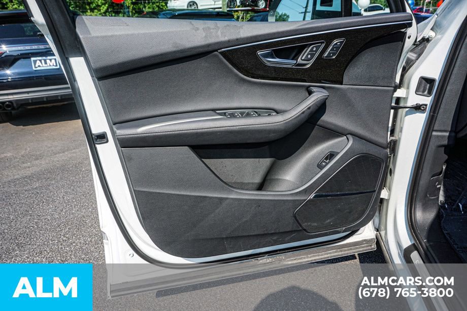 Used 2025 Audi Q7 3.0T Premium Plus image 49