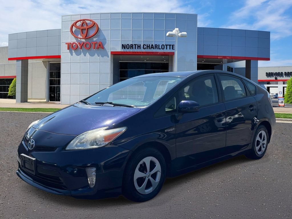 Used 2014 Toyota Prius Two FWD image 3