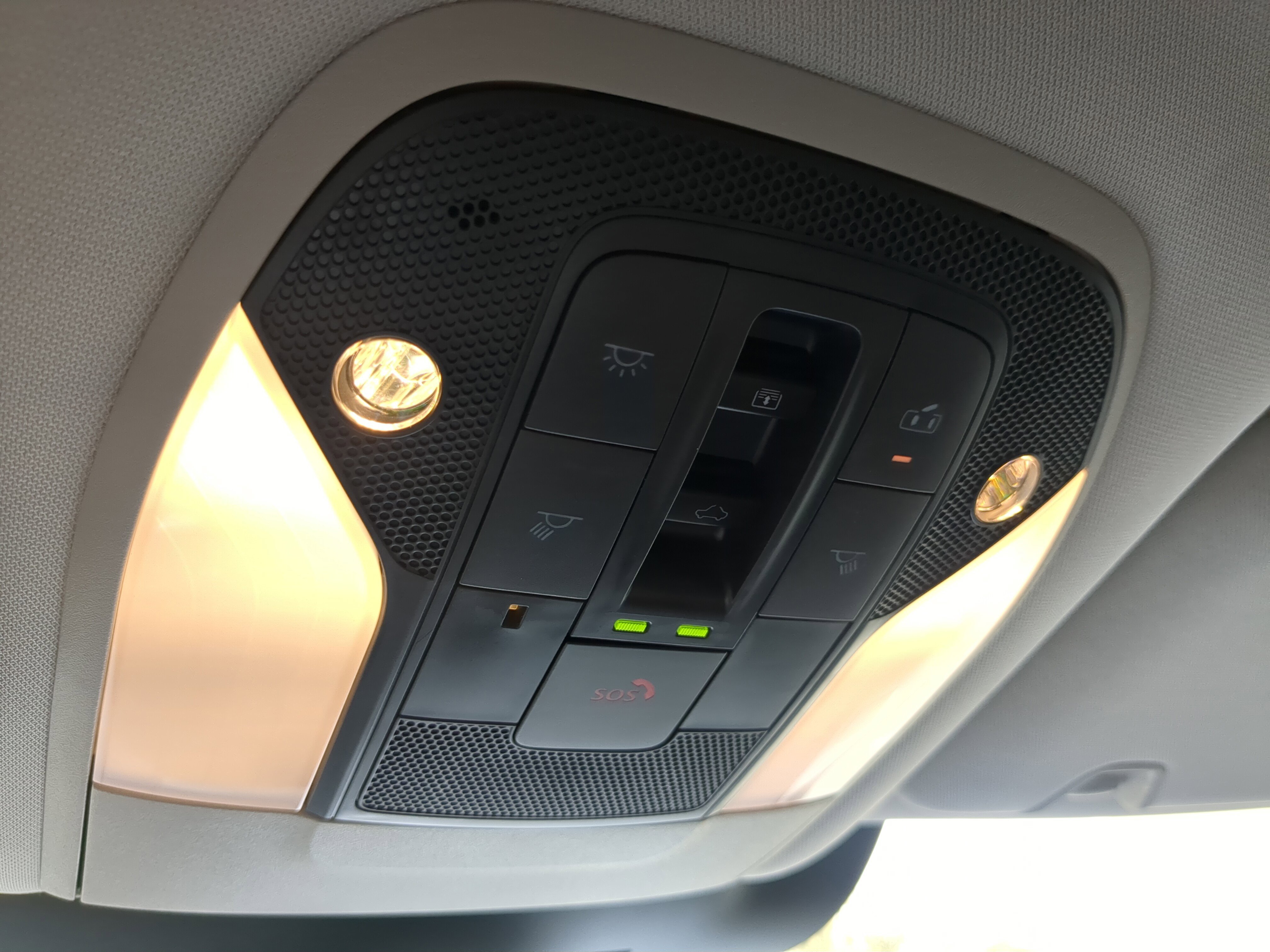 New 2026 INFINITI QX60 Luxe w/ Cargo Package image 19