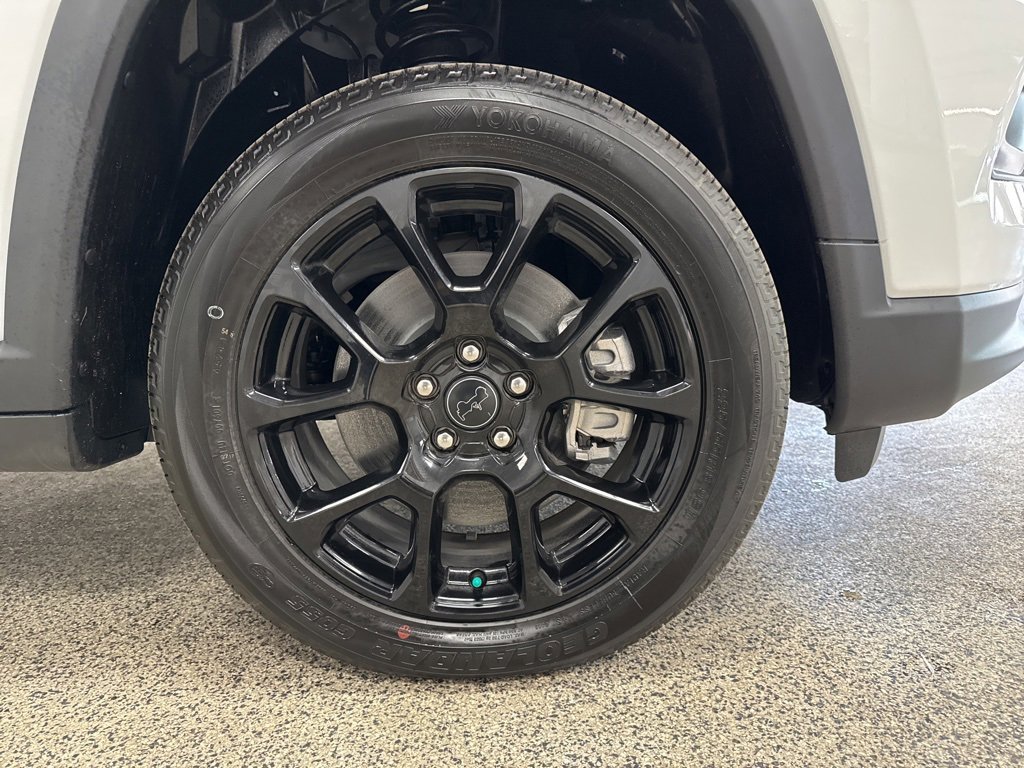 New 2025 Jeep Compass Latitude w/ Altitude Special Edition image 12