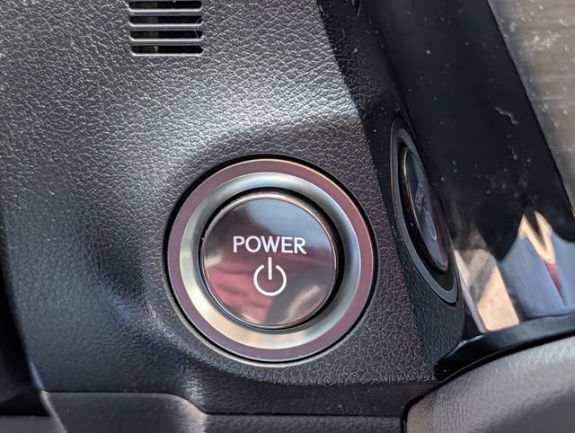 Used 2025 Lexus ES 300h Ultra Luxury FWD image 19