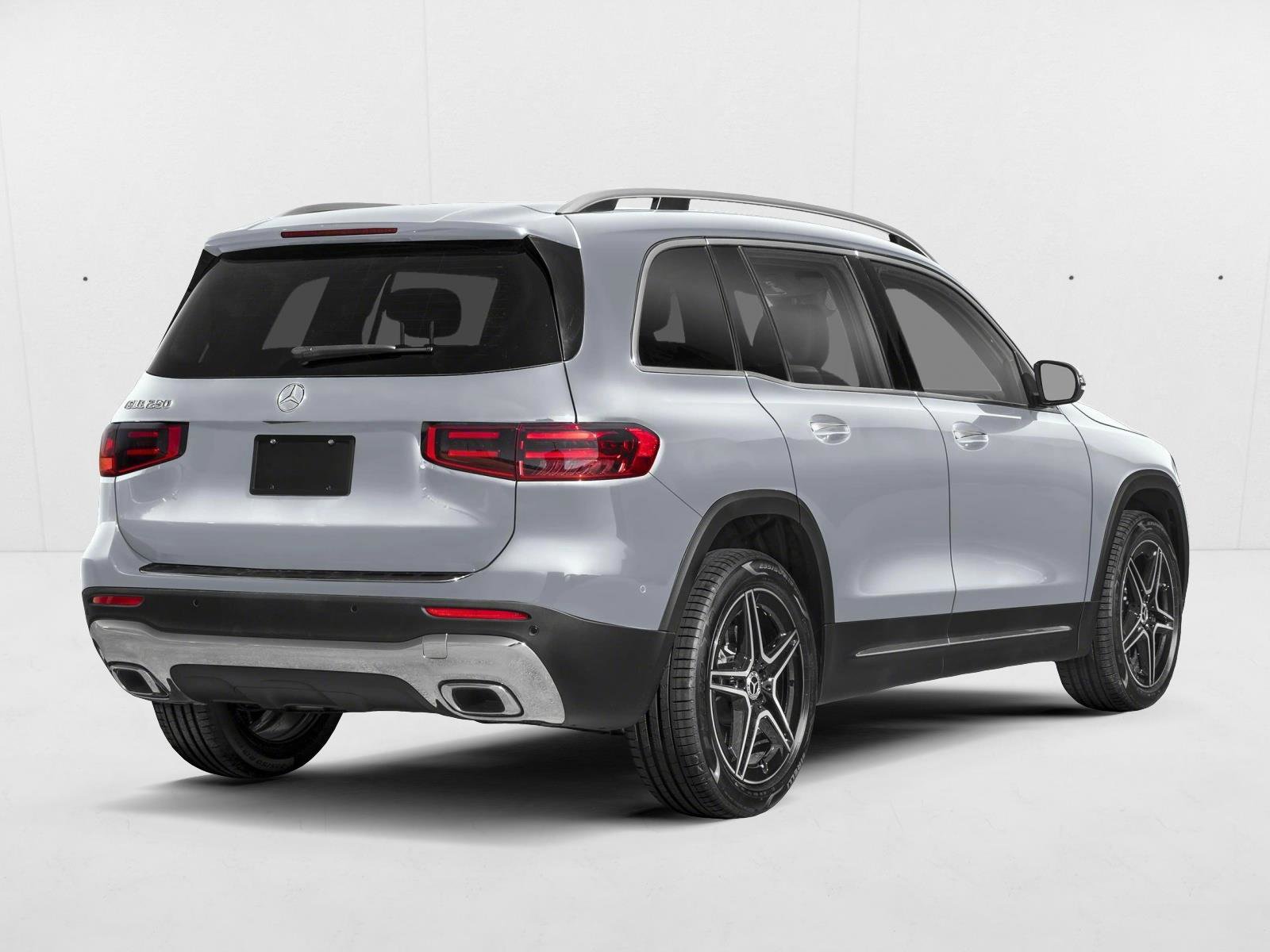 New 2026 Mercedes-Benz GLB 250 4MATIC image 2