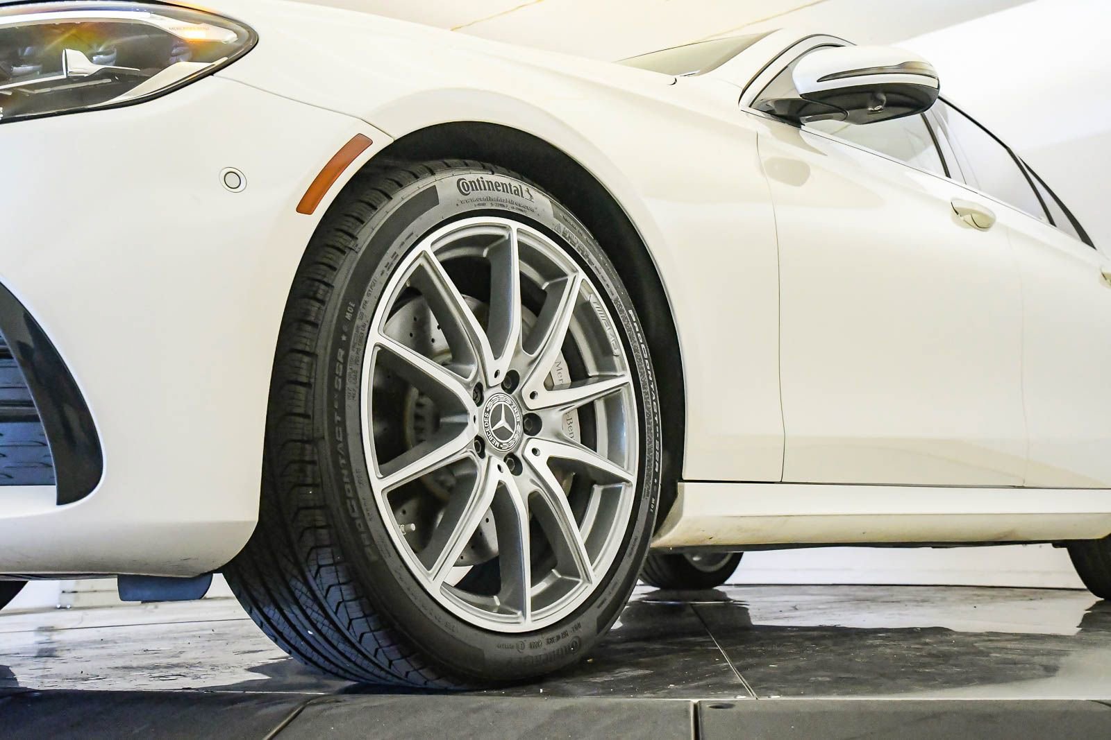 Used 2022 Mercedes-Benz E 350 Sedan w/ Driver Assistance Package image 9
