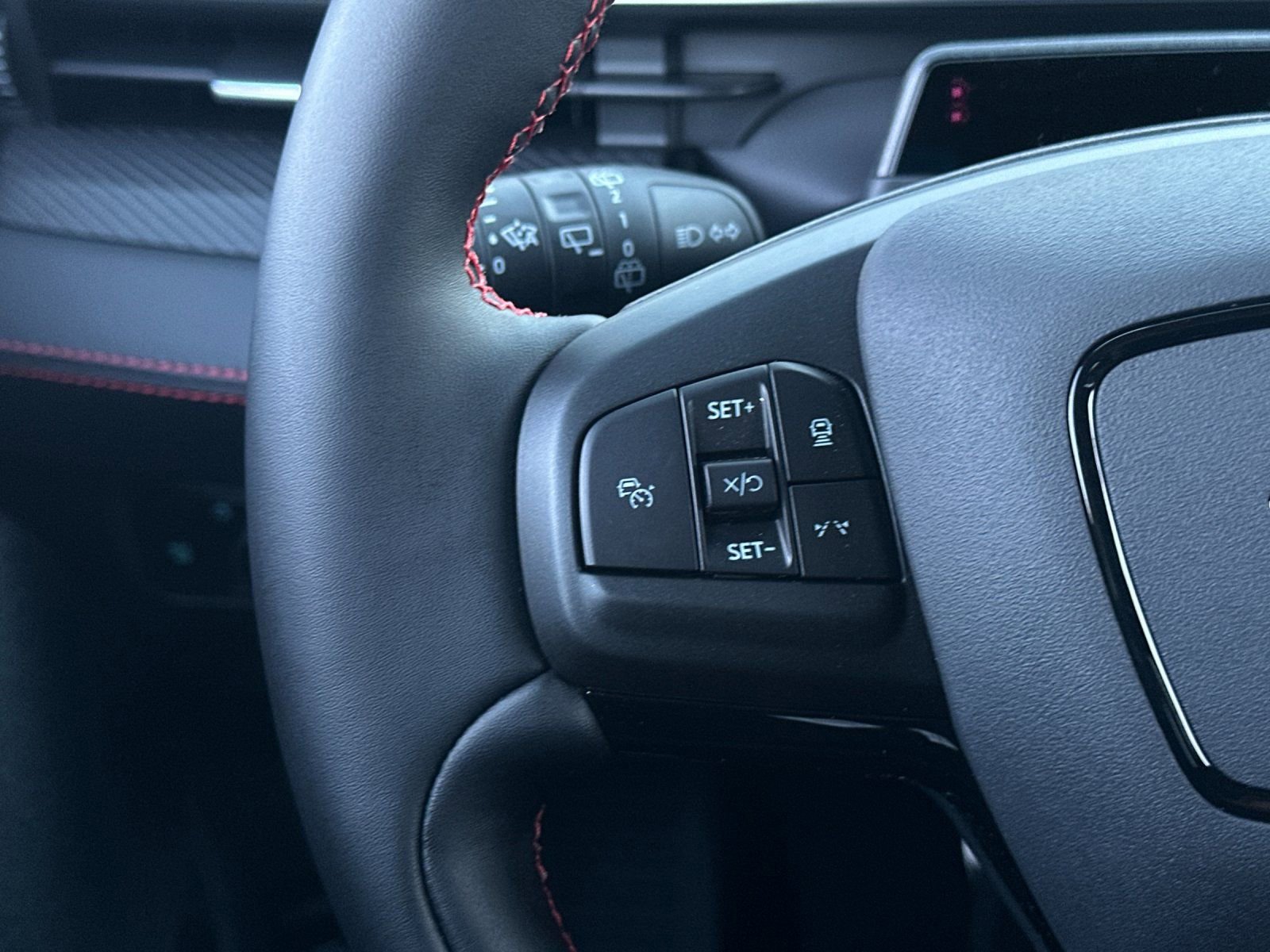 New 2025 Ford Mustang Mach-E Premium w/ Sport Appearance Package AWD/4WD image 28