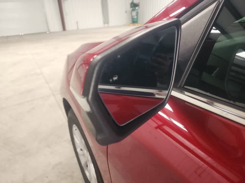 Used 2019 Chevrolet Equinox LT FWD image 11
