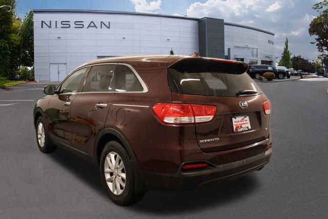 Used 2018 Kia Sorento LX image 4