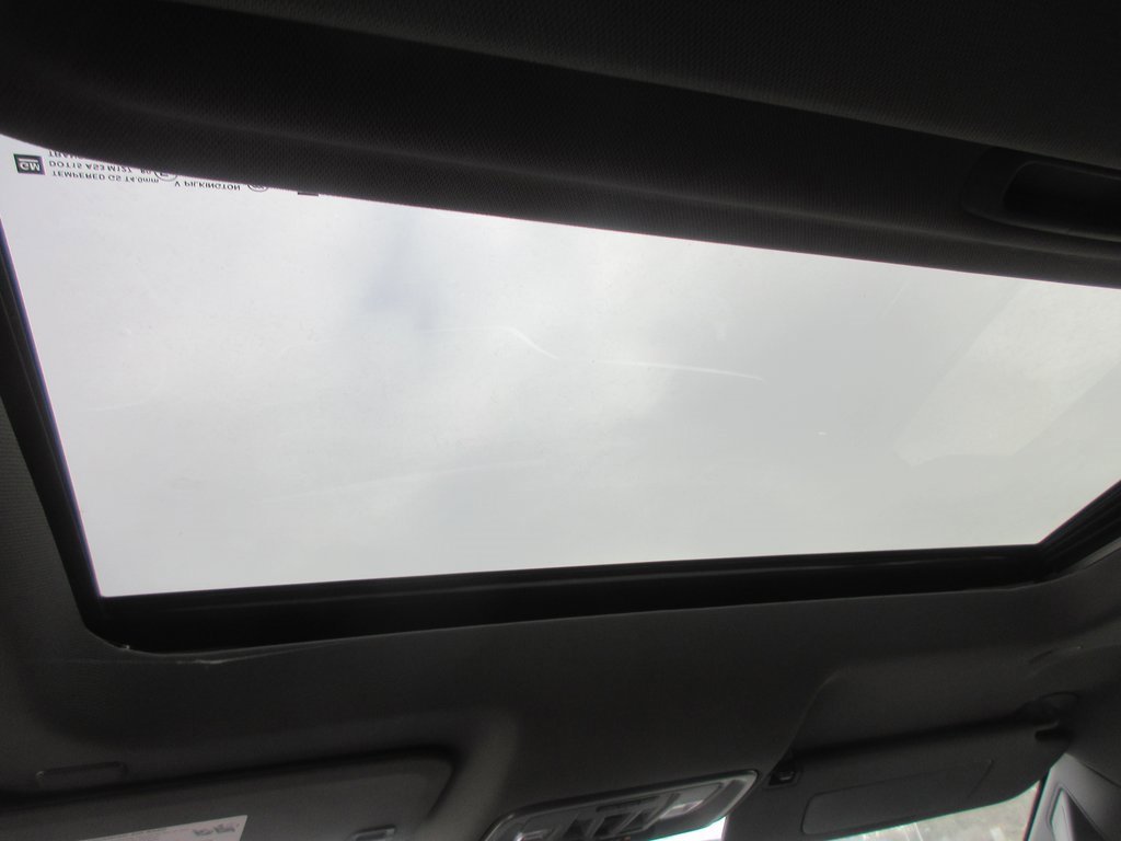 New 2026 GMC Sierra 1500 SLT w/ SLT Convenience Package image 14