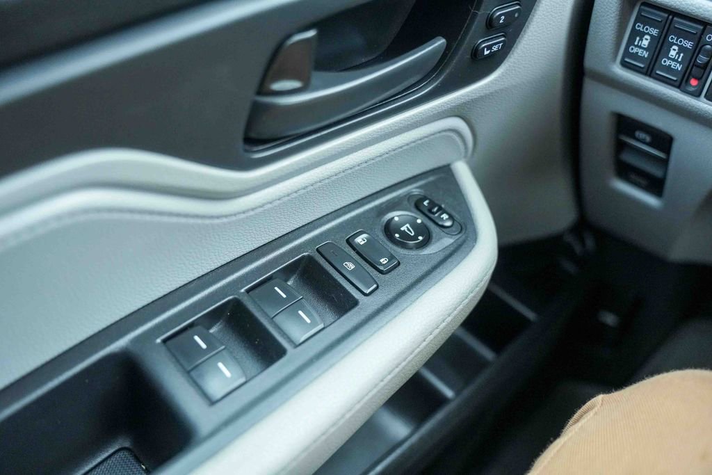 Used 2019 Honda Odyssey EX-L image 28