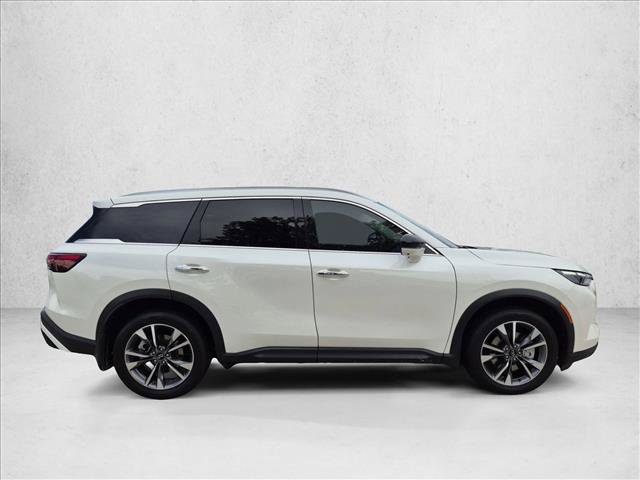 Used 2025 INFINITI QX60 Luxe FWD image 4